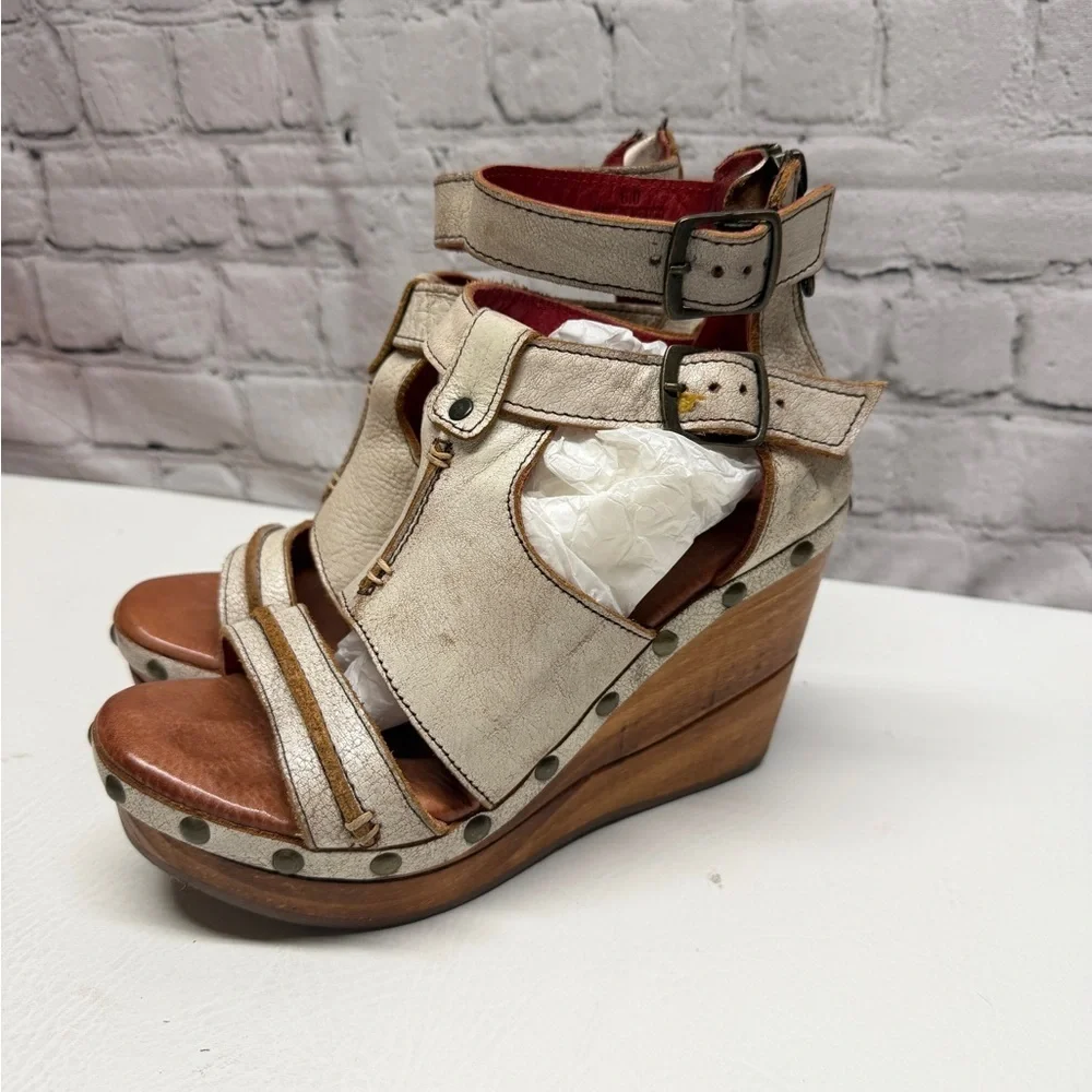 Bed Stu Cream Leather Studded Wedge/platform Sandals size 6